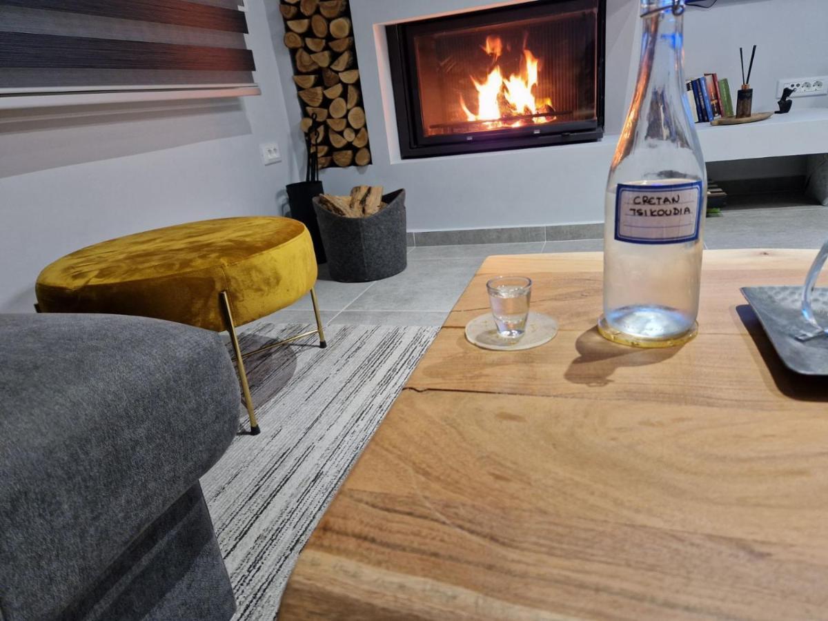 Damona 2Br Luxury Home With Garden - Κοντά Στο Κέντρο Heraklion  Екстер'єр фото